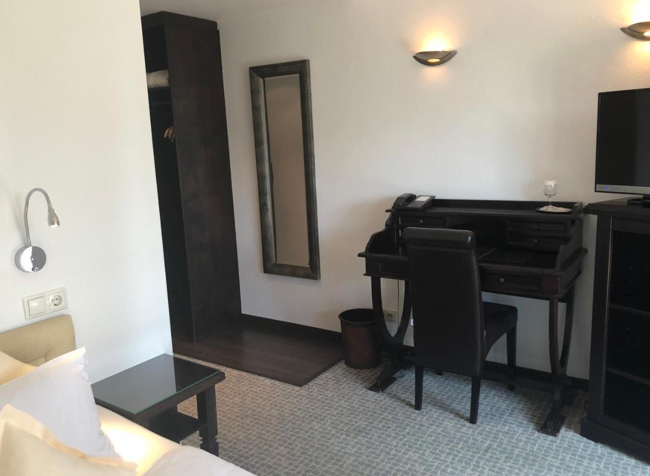 Hotel Niedersaechsischer Hof バート・ベントハイム エクステリア 写真